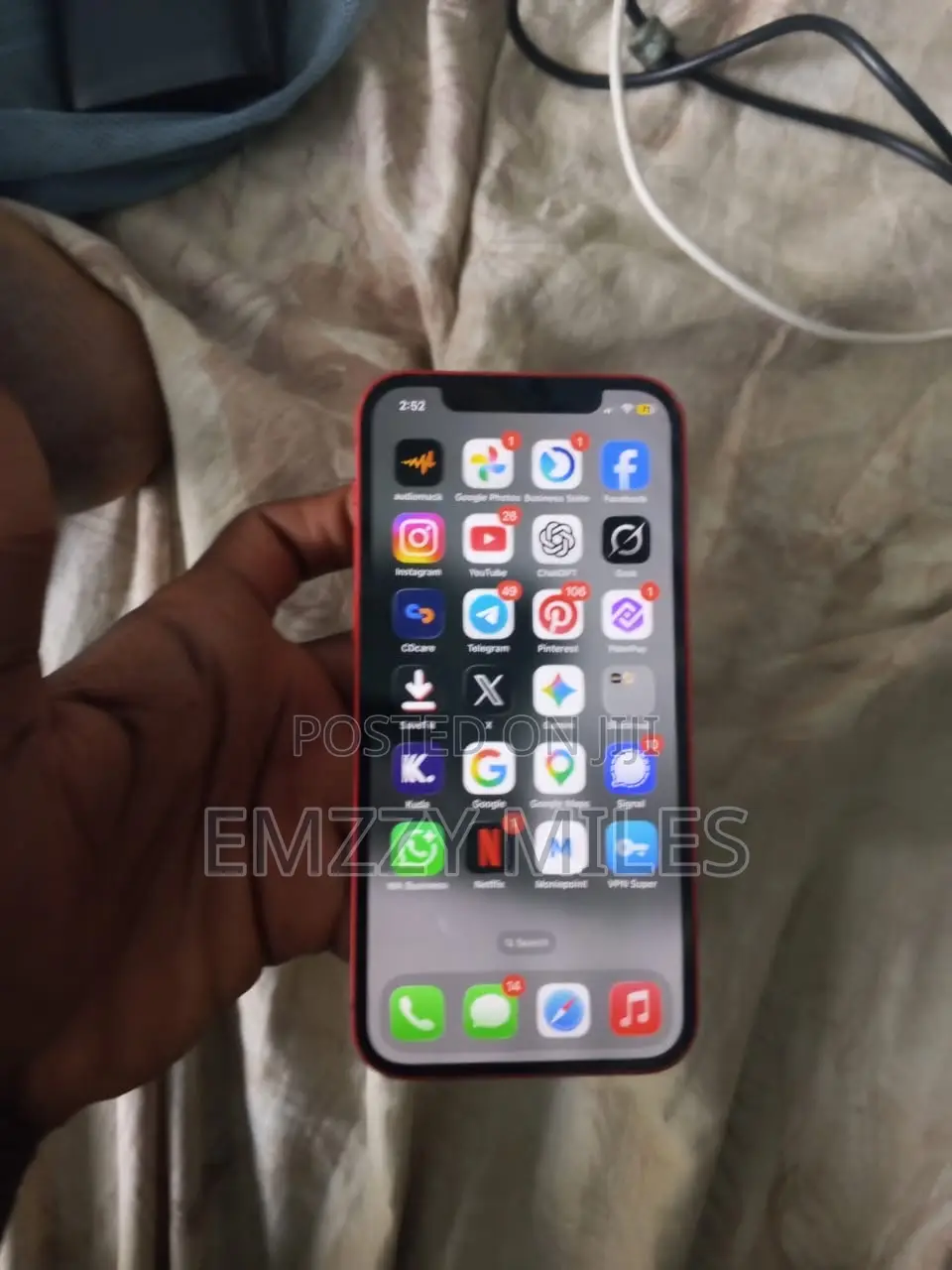 Apple iPhone 12 128 GB Red