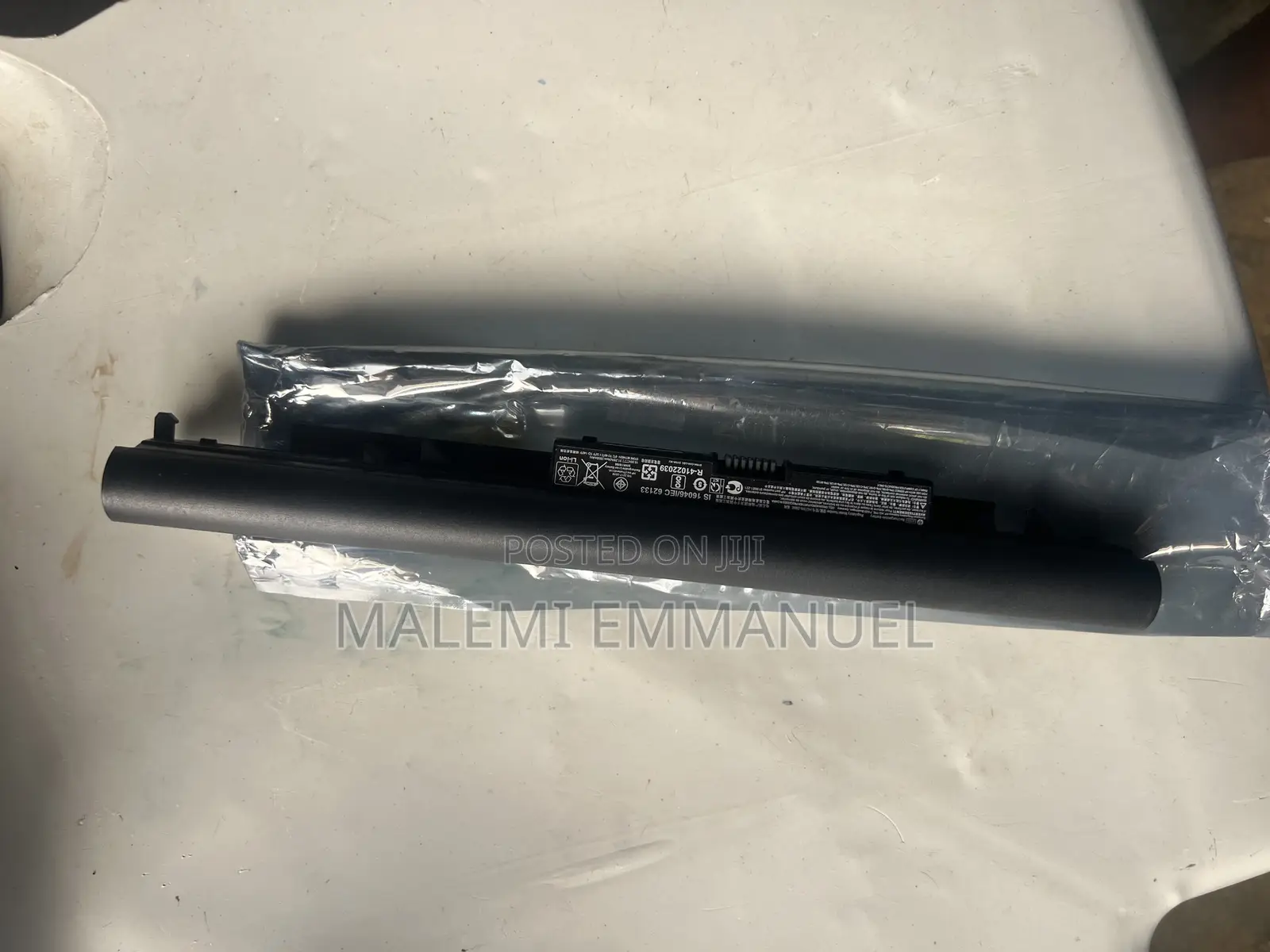 Original Hp Hs04 Laptop Battery) – 14.8v 41wh