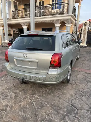 Toyota Avensis 2.0 Advanced Automatic 2009 Gray