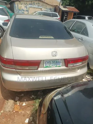 Honda Accord 2004 Gold