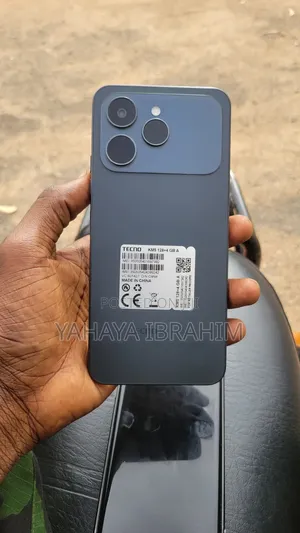 Tecno Spark 40 128 GB Black