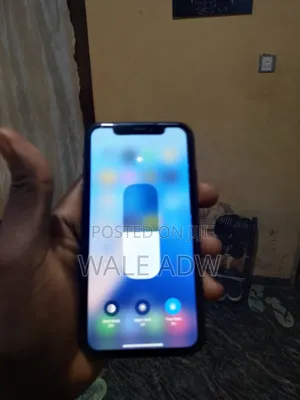 Apple iPhone XR 64 GB Black