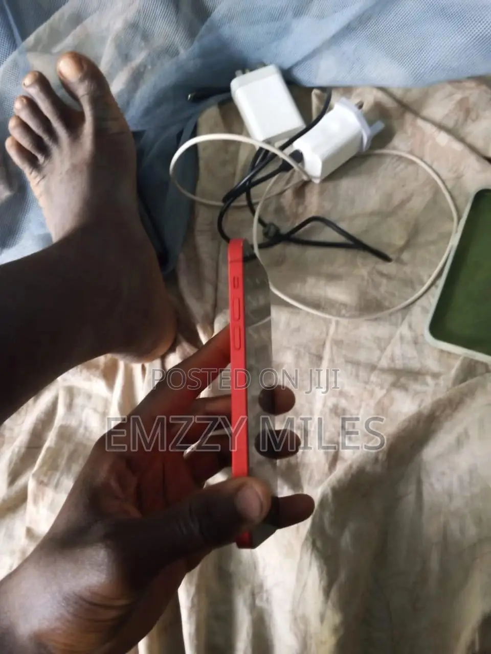 Apple iPhone 12 128 GB Red