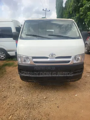 Toyota Fortuner 2010 White