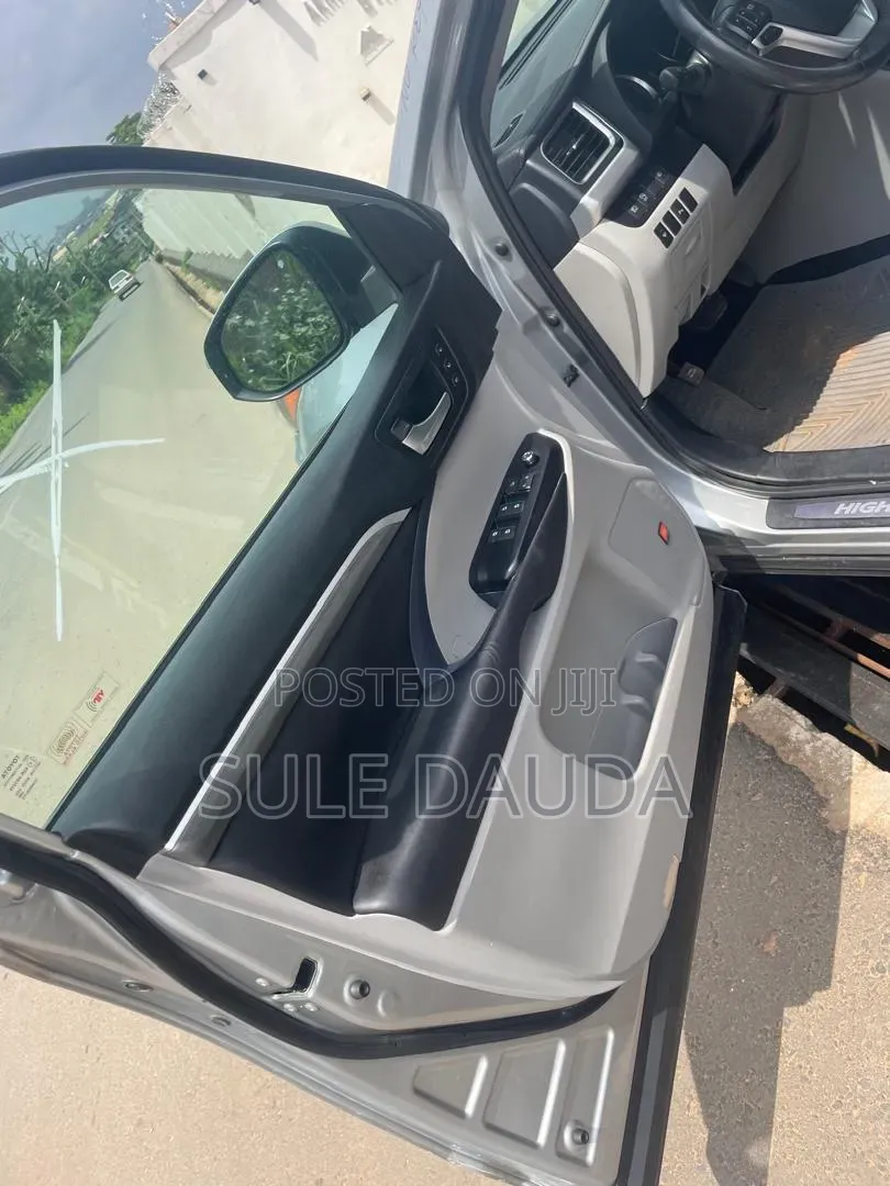 Toyota Highlander 2018 Silver