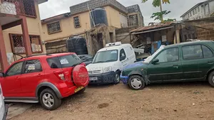 Daihatsu Terios 2006 Red