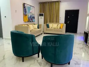 Furnished 3bdrm Block of Flats in Lekki Paradise 3, Chevron for rent