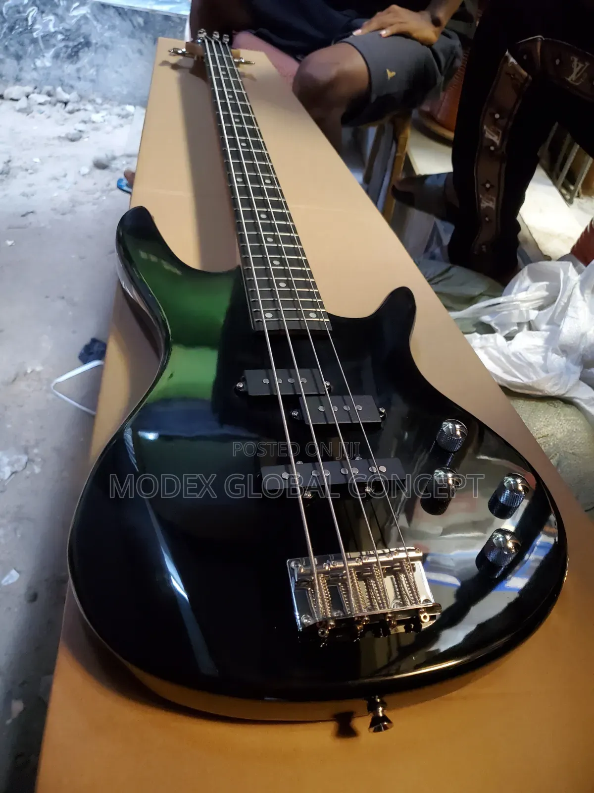 Yes Audio 4 Strings Electric Bass Guitar