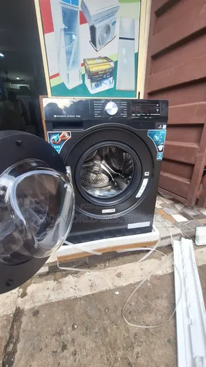 New Hisense 10.5kg Front Load Washing Machine (Wash and Spinning)
