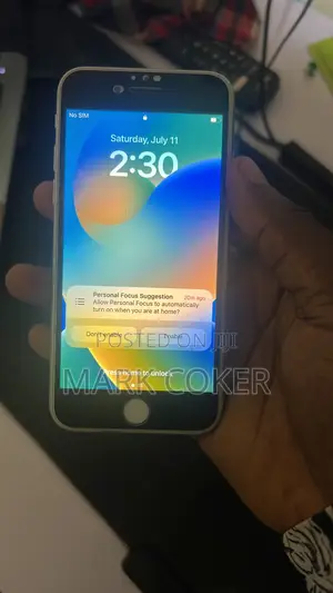Apple iPhone 8 64 GB White