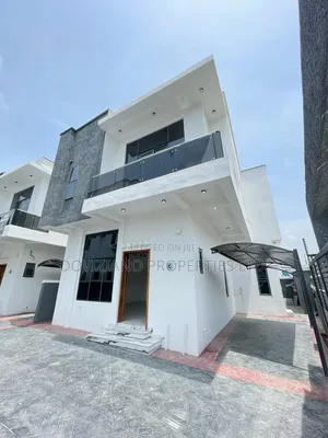 4bdrm Duplex in Chevron for sale
