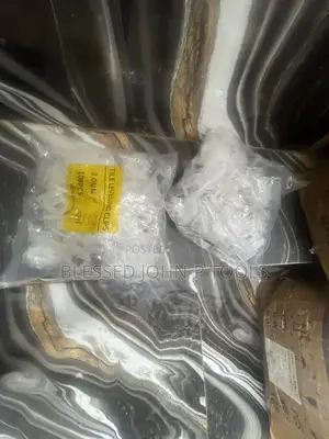 Plastic Tile Leveling Clip
