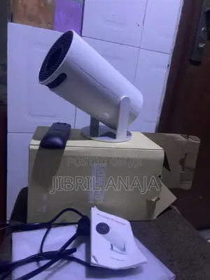 Hy300 Portable Smart Mini Projector for Sale