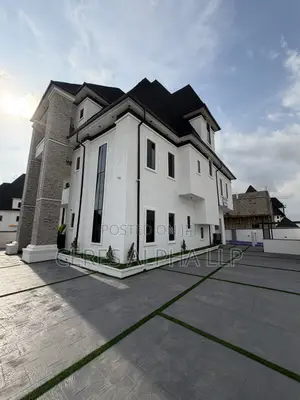 5bdrm Penthouse in Dakwo District for sale
