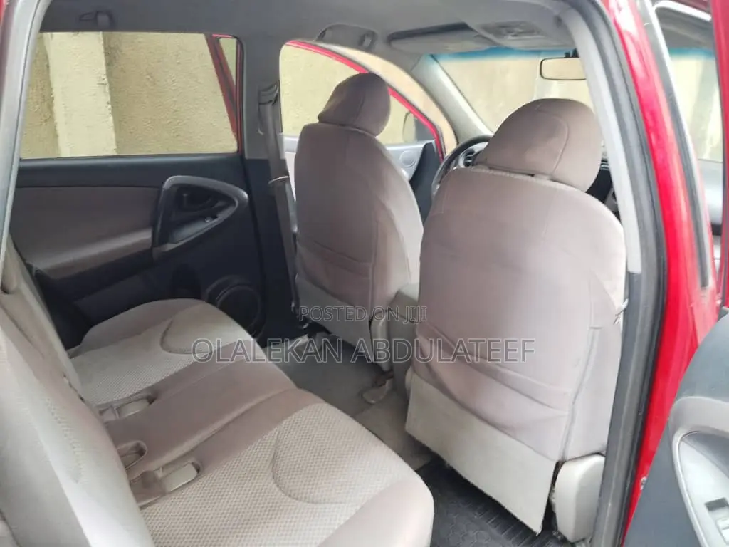 Toyota RAV4 2006 Red