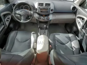 Toyota RAV4 2011 Black