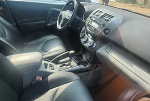Toyota RAV4 2011 Black