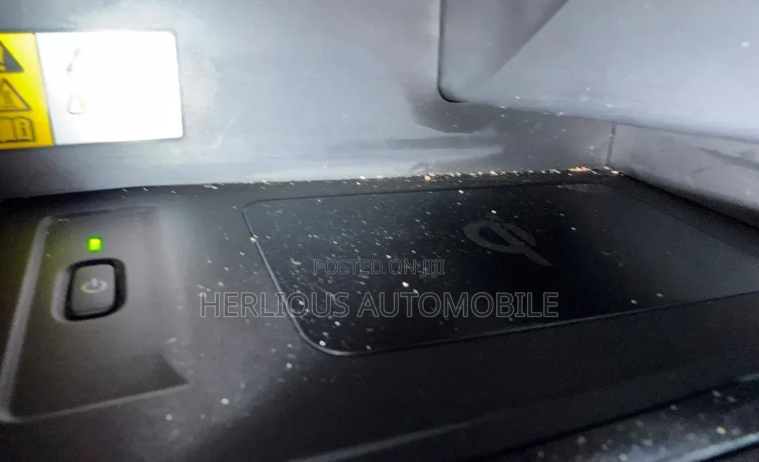 Lexus RX 2022 Black