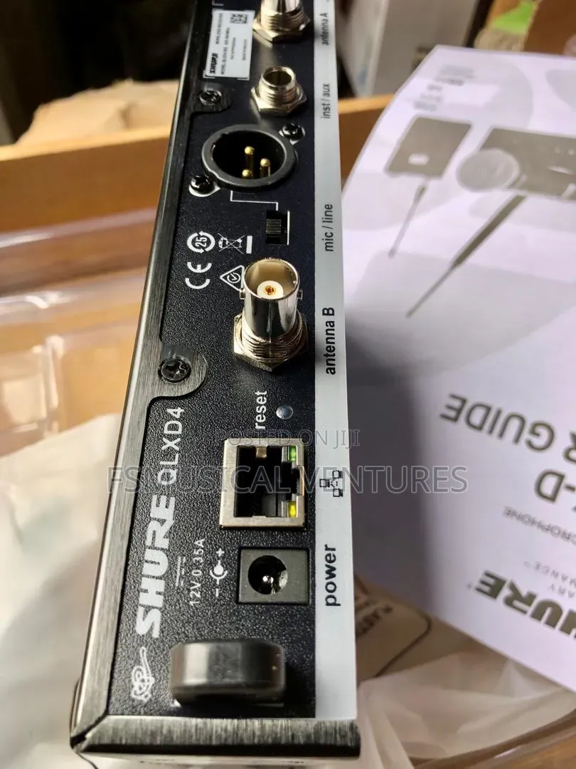 Shure Qlxd24/Beta87a Handheld Wireless System