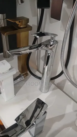 Chrome Countertop Basin Mixer Tap