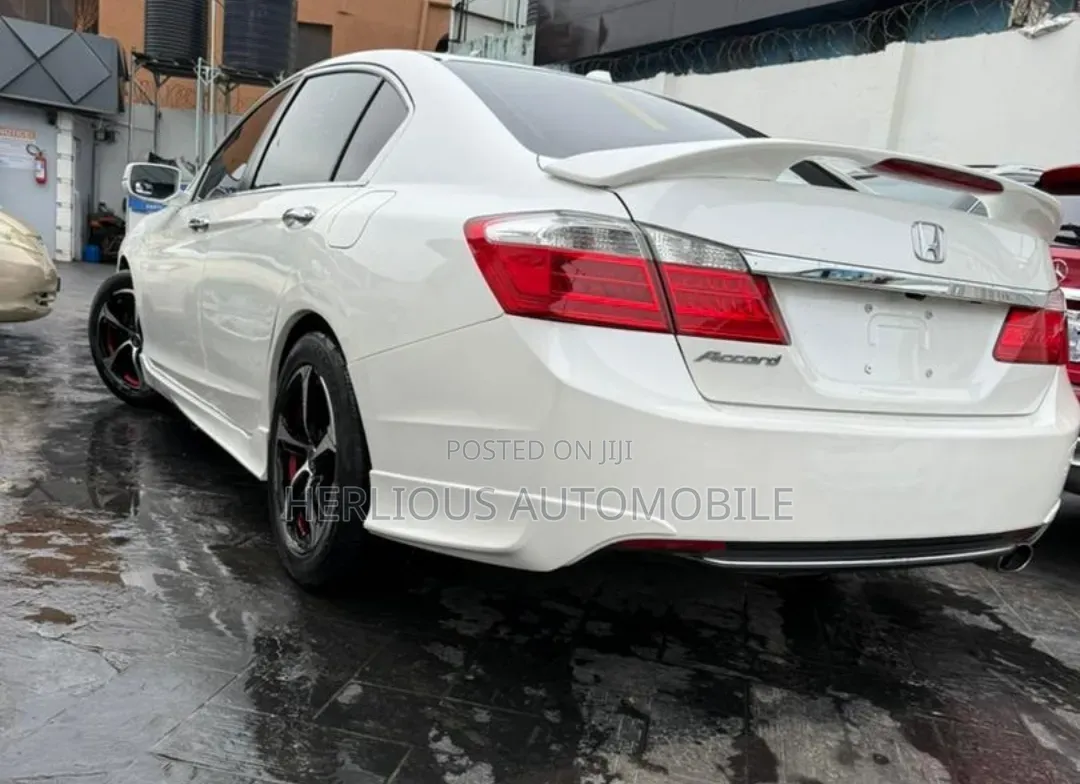 Honda Accord 2013 White
