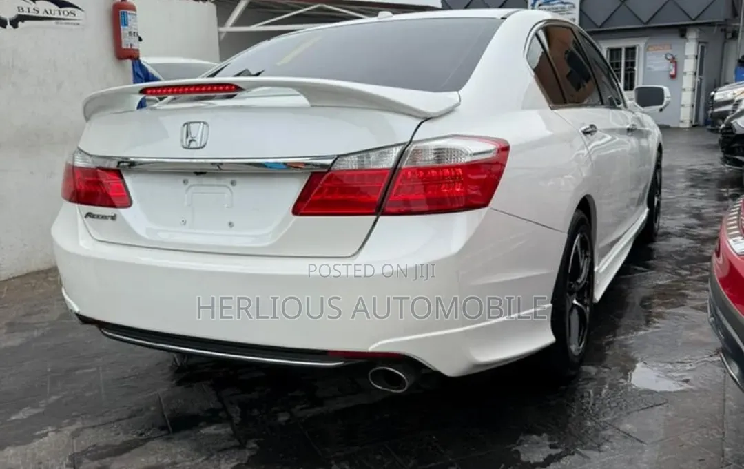 Honda Accord 2013 White