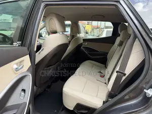 Hyundai Santa Fe SE AWD 2016 Gray