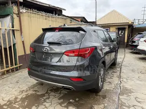 Hyundai Santa Fe SE AWD 2016 Gray