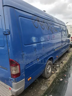 Mercedes-Benz Sprinter 2006 Blue
