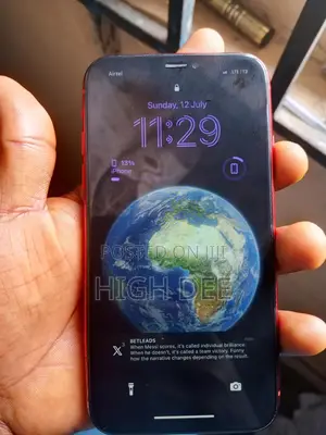 Apple iPhone XR 64 GB Red