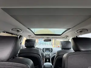 Hyundai Santa Fe Limited 4dr SUV AWD (3.3L 6cyl 6A) 2014 Silver