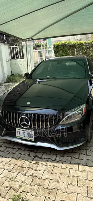 Mercedes-Benz C300 Base Sedan RWD (2.0L 4cyl 7A) 2016 Black