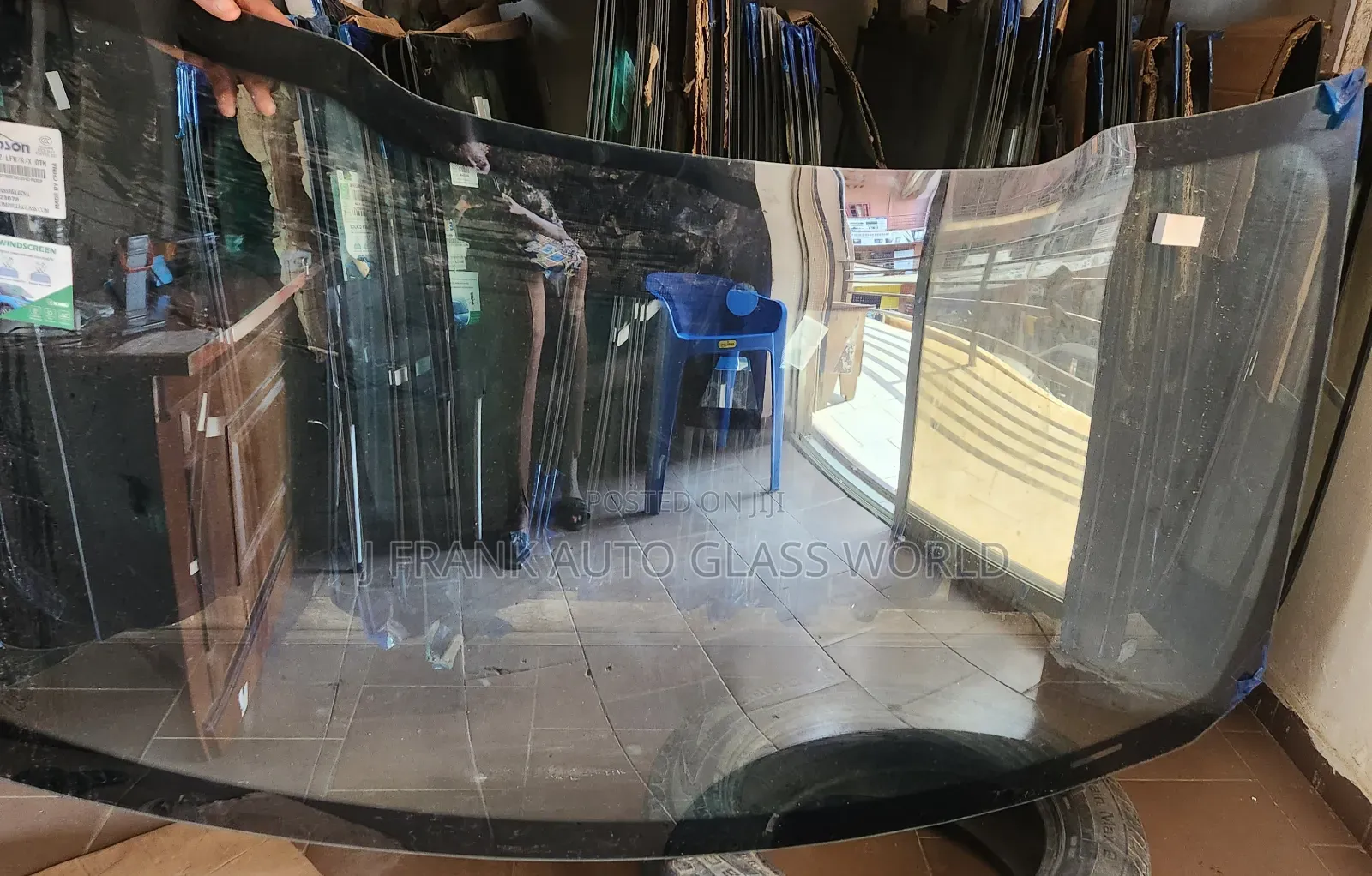 Ford Explorer 2023 Windsreen Glass