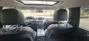 Mercedes-Benz GL-Class GL450 4MATIC 4dr SUV AWD (4.7L 8cyl Turbo 7A)