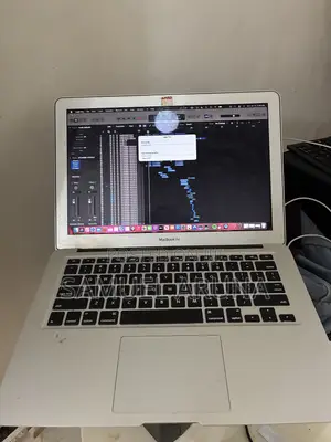 Laptop Apple MacBook Air 2015 4GB Intel Core i5 SSD 128GB