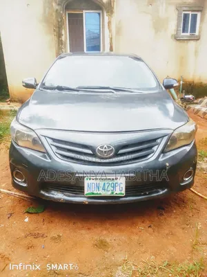 Toyota Corolla 2012 Gray