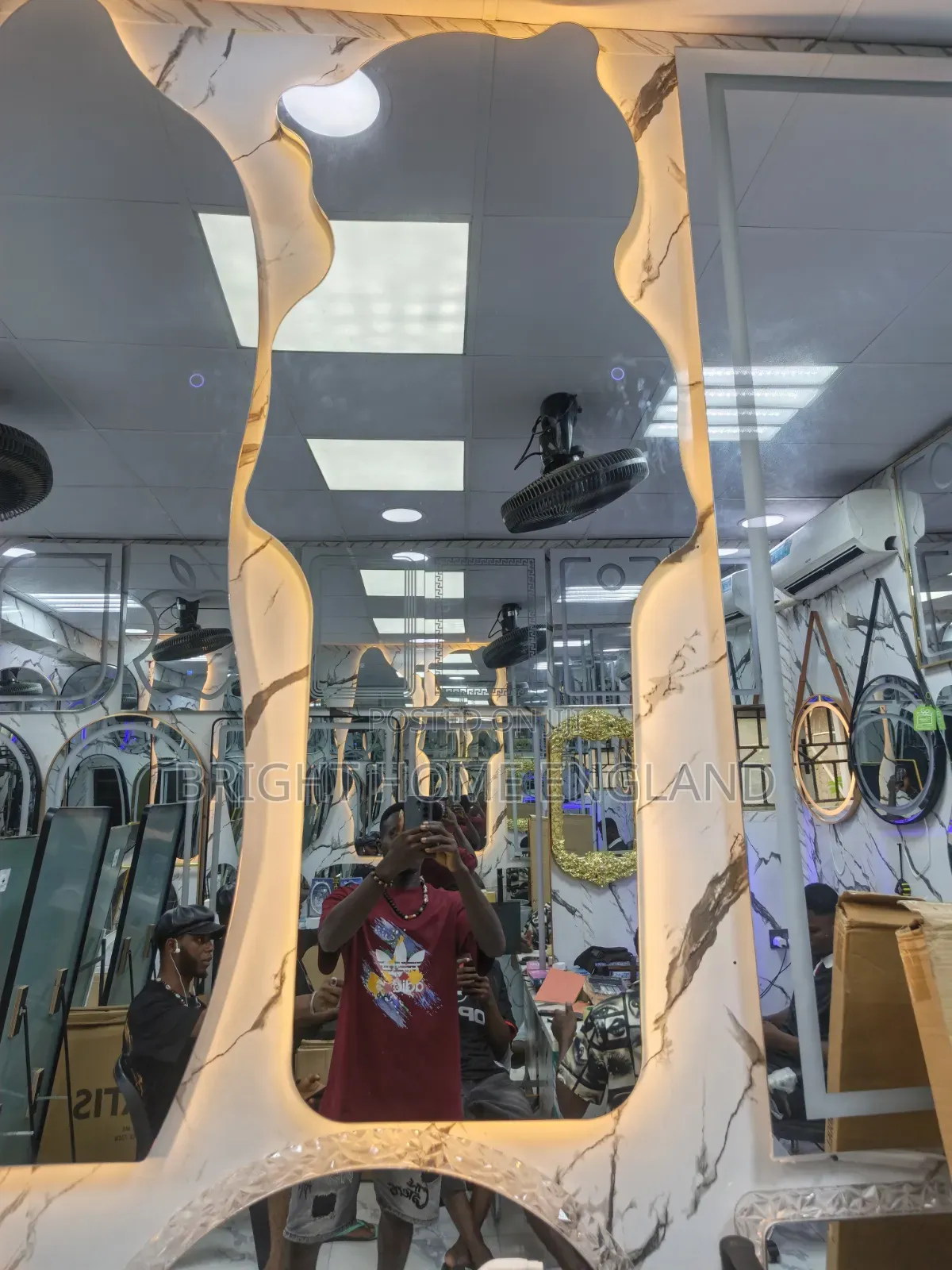 This Shapeless Mirror Come With Three Lights Full Length