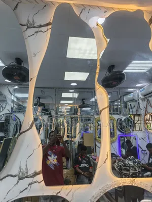 This Shapeless Mirror Come With Three Lights Full Length