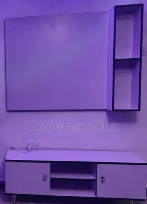 Tv Console and Shelve