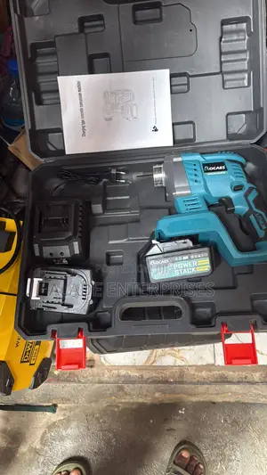 Cordless Concrete Vibrator 98 Volts