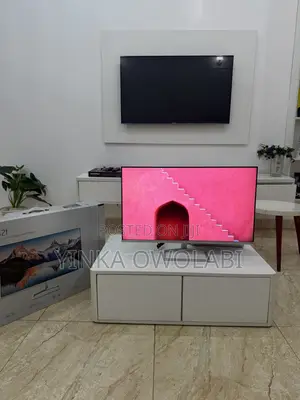 Hp M32f Monitor (1 Month Used)