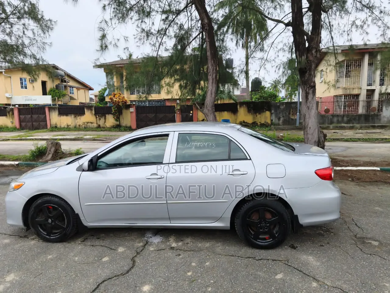 Toyota Corolla 2011 White
