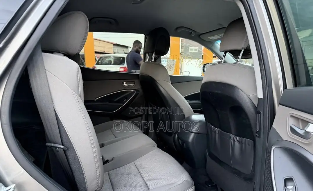 Hyundai Santa Fe 2015 Gray
