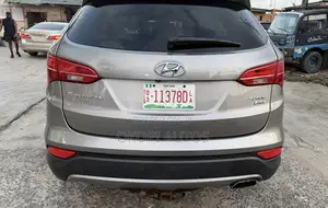 Hyundai Santa Fe 2015 Gray