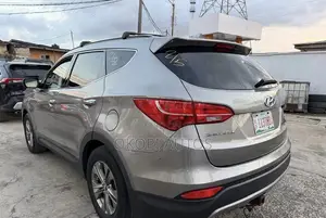 Hyundai Santa Fe 2015 Gray