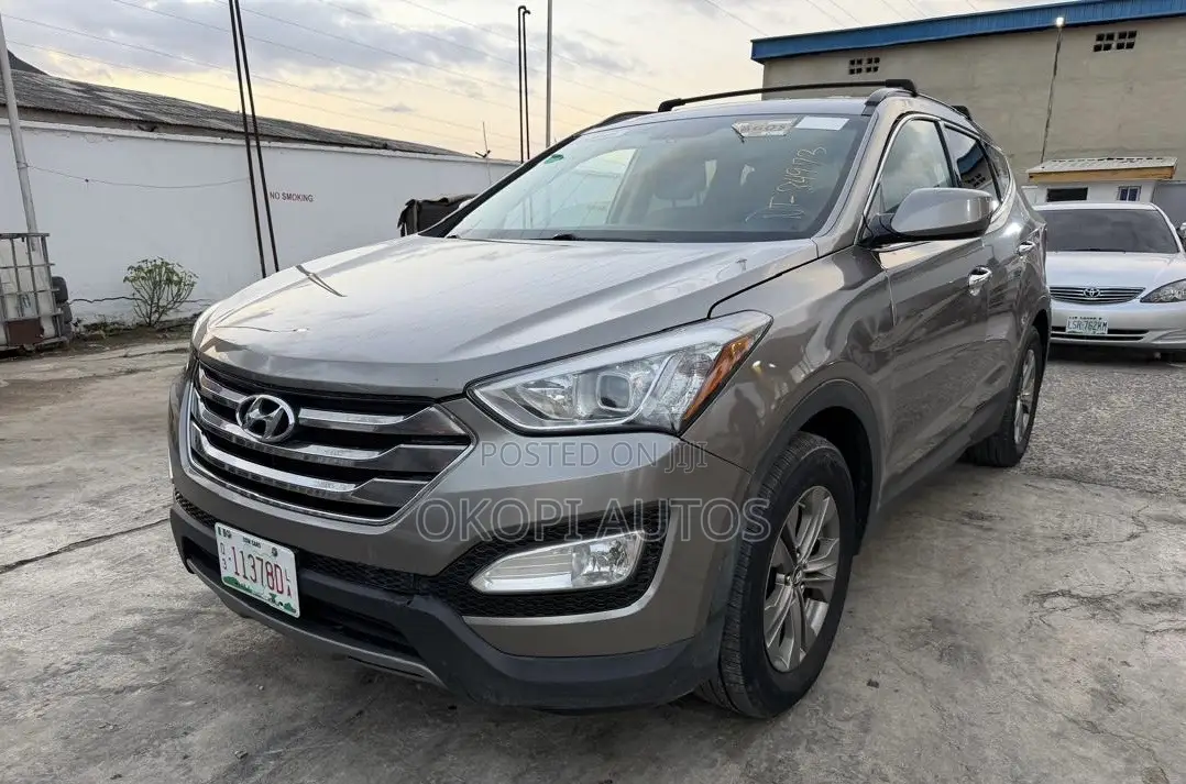 Hyundai Santa Fe 2015 Gray