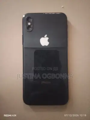 Apple iPhone X 64 GB Black