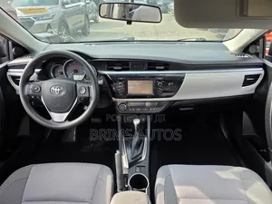 Toyota Corolla 2015 Black