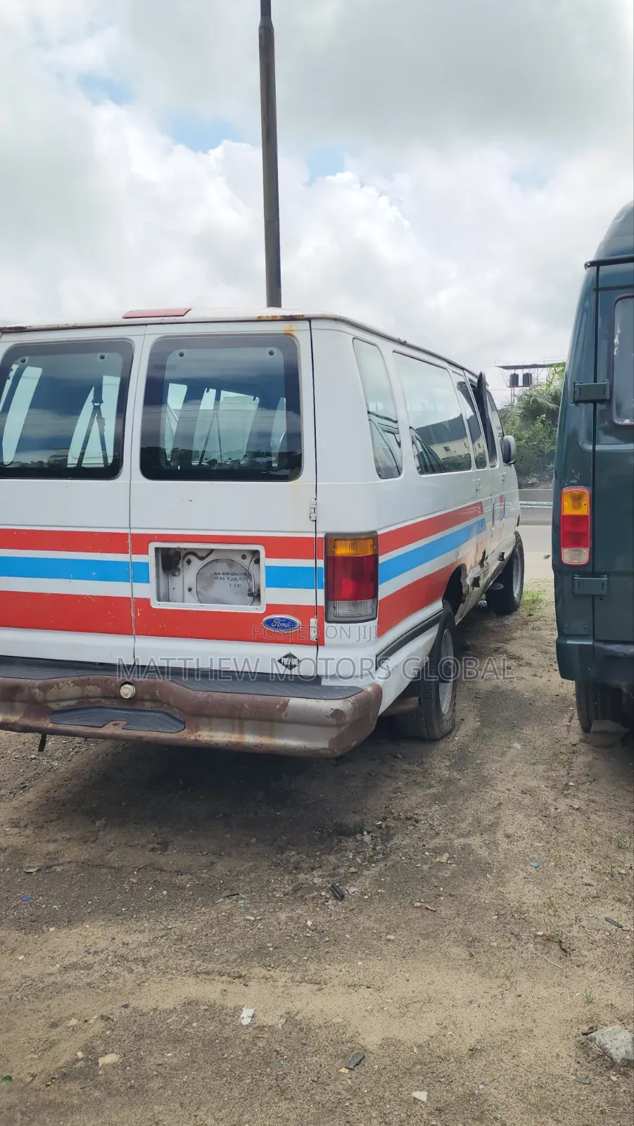 Ford E250 2005 White