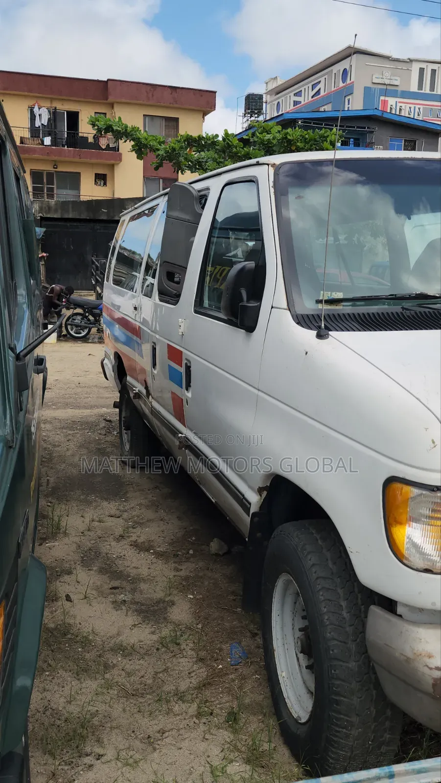 Ford E250 2005 White